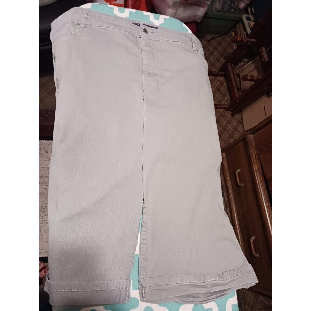 GLORIA VANDERBILT Skimmers 24W Denim Shorts Gray Denim